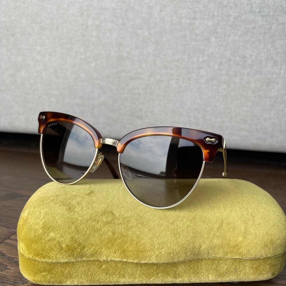 Gucci Havana Gold Brown 55mm Cat-eye Sunglasses